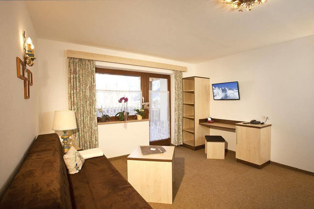 Appartement Alpin Solden Exterior photo