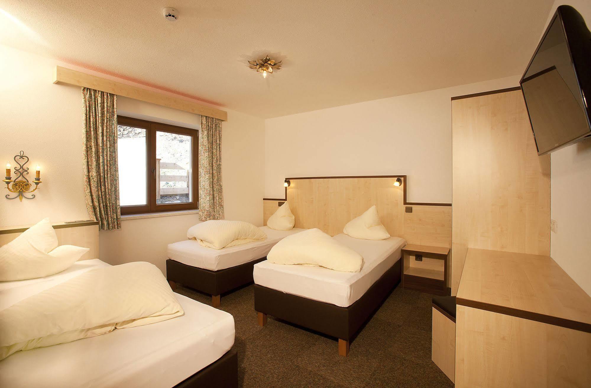 Appartement Alpin Solden Exterior photo
